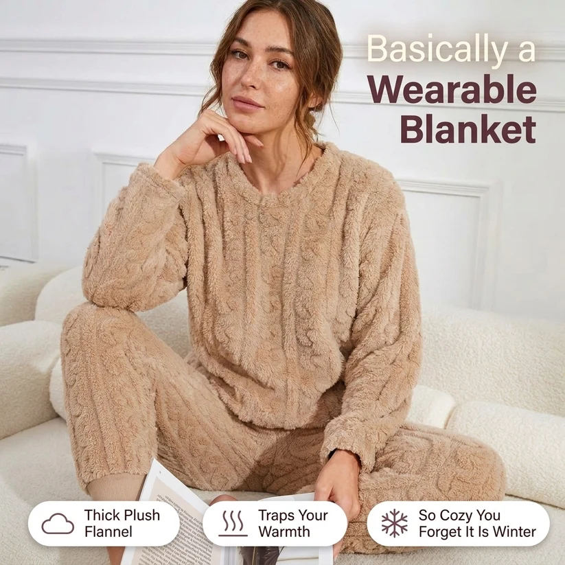 Women's Cozy Cable Knit Lounge Set